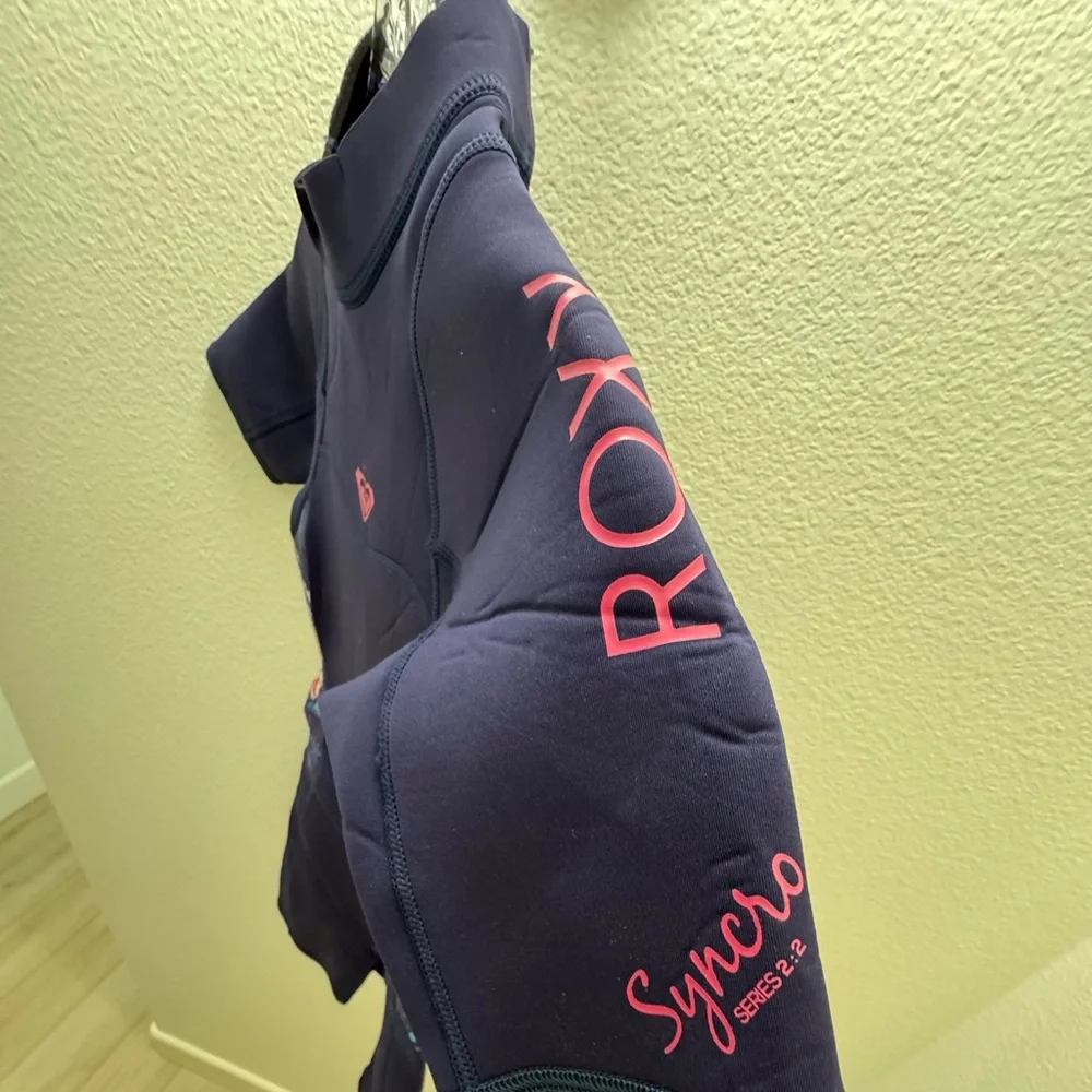 Water Sports Girls Wetsuit Roxy Shorty Size 14g. 2mm. Like NEW